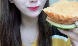 网红吃瓜小姐姐视频下载,揭秘幕后花絮与热门话题